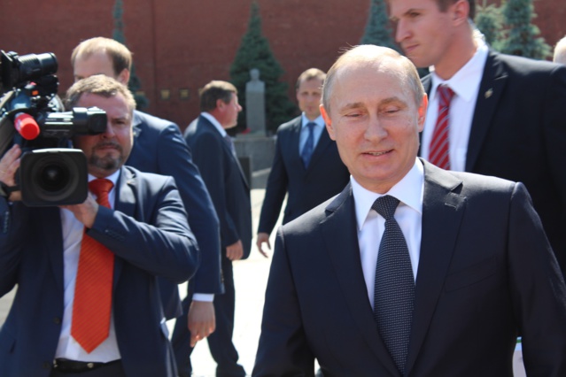 La CPI face au défi de la procédure visant Vladimir Poutine