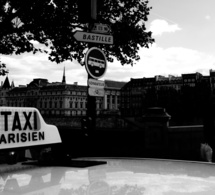Les taxis rappelés à l’ordre : ils doivent prendre la carte bancaire
