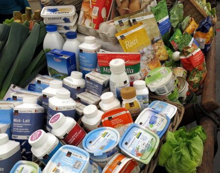 « Les aliments qui empoisonnent » : l’alerte de 60 millions de consommateurs