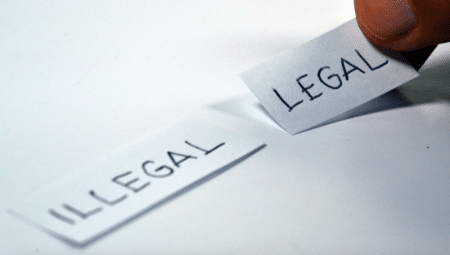 Mesures contraignantes et Covid-19 : le seuil de tolérance et la docilité des Français en question