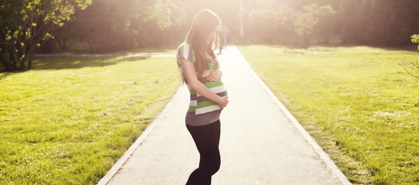 Les femmes enceintes de plus de 14 semaines éligibles aux vaccins anti-Covid-19