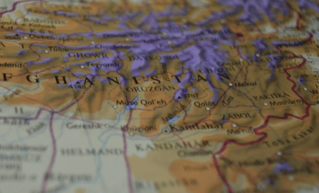 Près de mille morts en Afghanistan dans un séisme près du Pakistan