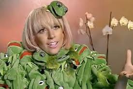 Tordez le cou à la normalité, soyez fous !