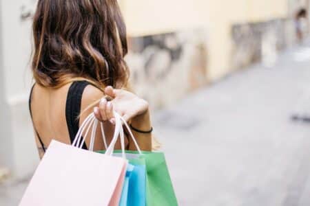Soldes : arnaques, droits… tout ce que vous devez savoir