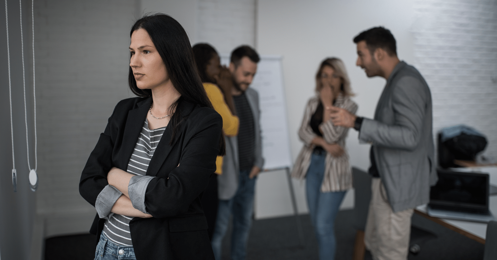 Comment repérer les gens à double face et s'en sortir