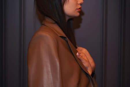 Le marron, la couleur qui bouscule le printemps-été 2025