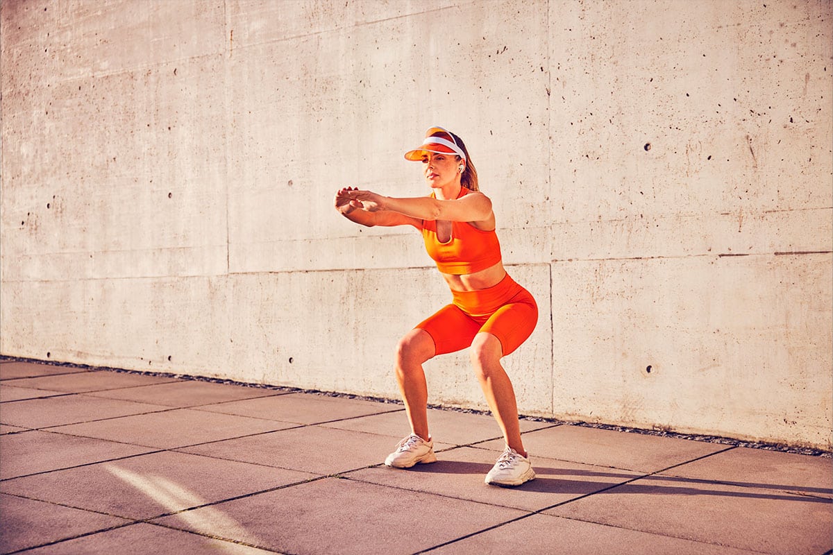 Le squat espagnol : une astuce sympa pour des genoux en pleine forme