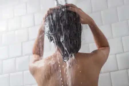 L'art d'appliquer le masque capillaire correctement