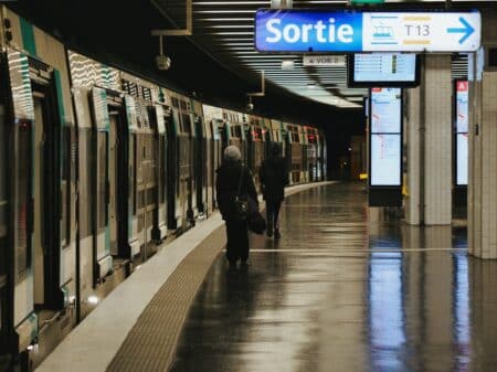 Bagages Oublies Ce Que Va Changer La Nouvelle Procedure De La Ratp Dans Le Metro