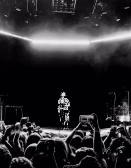 Photo 1561390713 B08f7fe46f58