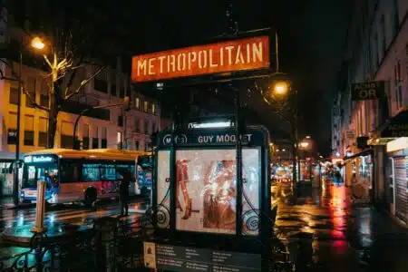ratp-la-fin-du-ticket-carton-repoussee-a-lautomne-pour-ecouler-les-stocks